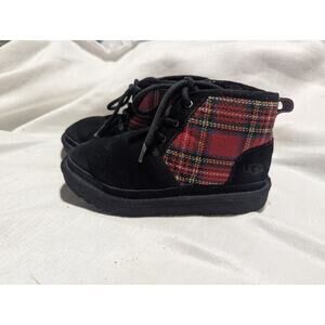 UGG Neumel II Suede Pull-on Plaid BOOTS Youth Size 1 Jq2 Black 1112151K